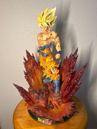 Figura Goku Super Saiyan Lava 1/6