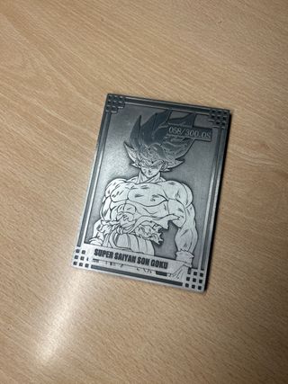 Figura Goku Super Saiyan Lava 1/6