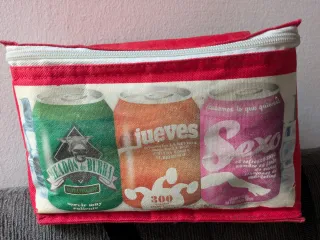 Nevera portátil de 'El Jueves' Colección.