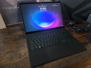 Asus ROG Flow Z13 AI MAX+ 395 1TB 32GB