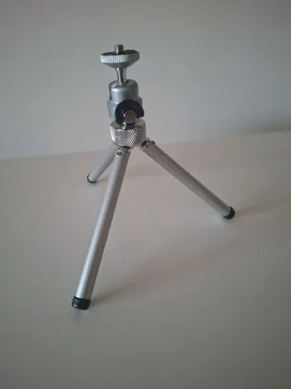 Mini trípode aluminio plegable