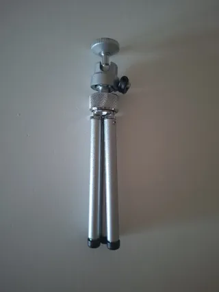 Mini trípode aluminio plegable