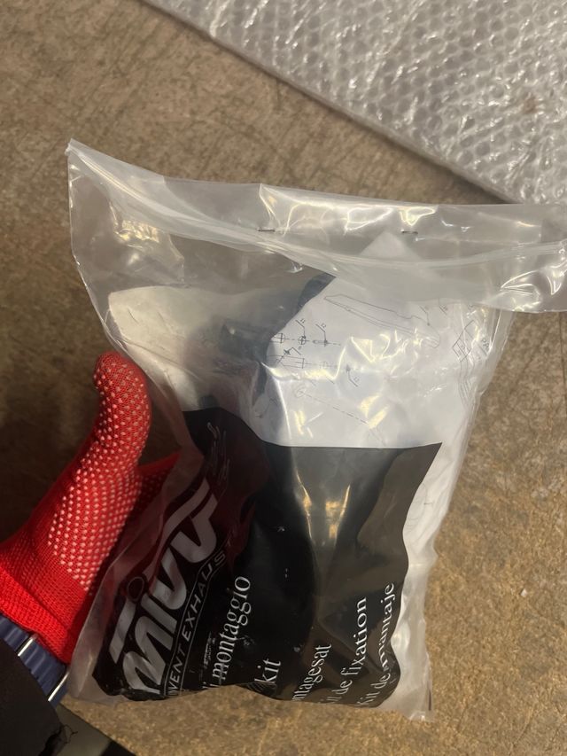Kit Montaje MIVV Ducati Hypermotard 1100 S Singolo