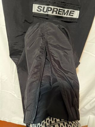 Pantaloni cargo Supreme neri