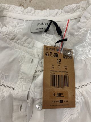 Camisa Scalper blanca talla 12. Niña