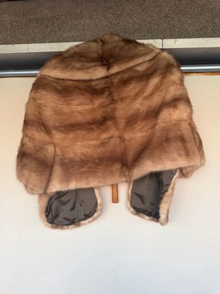 Estola corta de piel beige/marrón