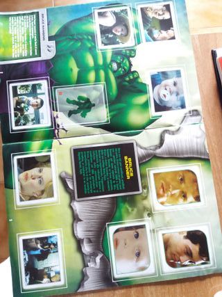 album con poster e figurine film hulk 2003 €19