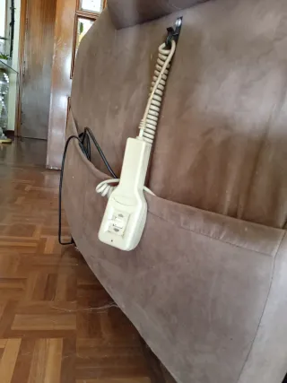 Sillón reclinable eléctrico beige