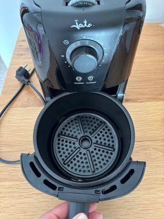 Freidora de aire Jata