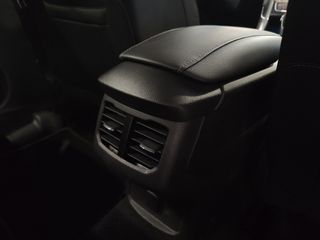 FORD Mondeo Sedán 2.0 HEV Titanium