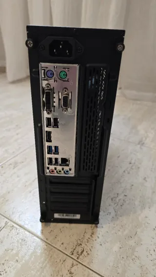 Torre Slim Tooq Negra