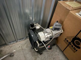 Compresor Cattani AC100 con secador