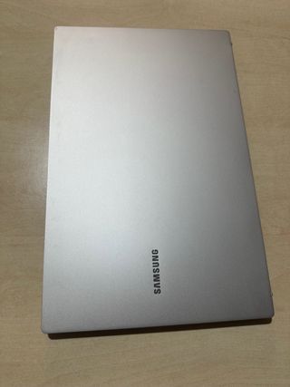 Samsung Galaxy Book2 15” i5 12ª Gen