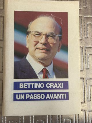 Bettino Craxi Un passo avanti libro + cartolina