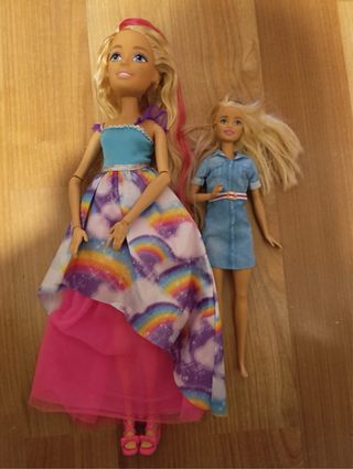 Casa Barbie con 2 bambole incluse