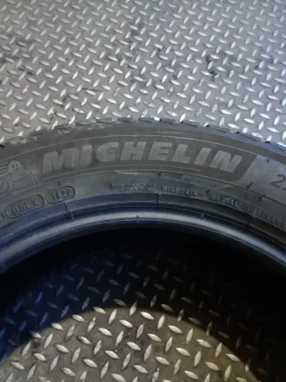 NEUMATICOS 225/55R18 102V
