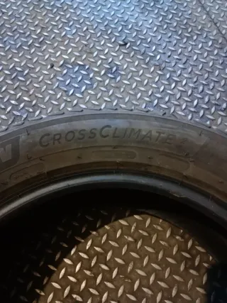 NEUMATICOS 225/55R18 102V
