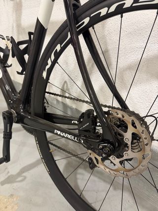 Pinarello Angliru Carbono T600 | Shimano 105 |