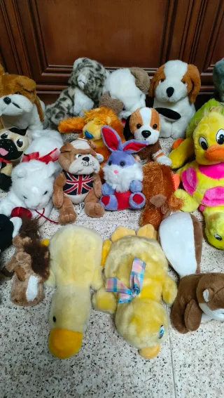 Lote de peluches variados