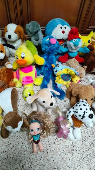 Lote de peluches variados