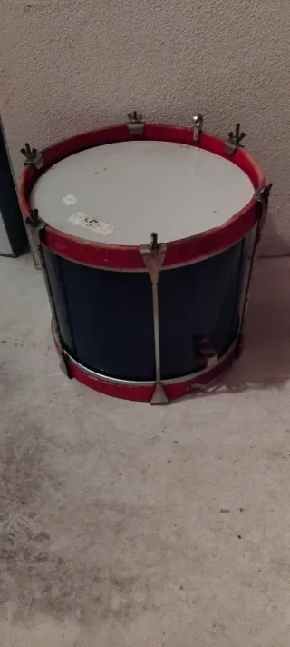 Tambor Batucada Grande. Diámetro 32cm. Alltura 35