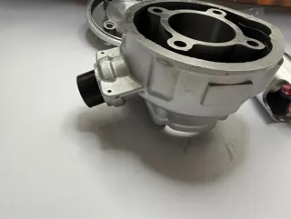 Cilindro 74cc plata AM5 AM6 2 segmentos