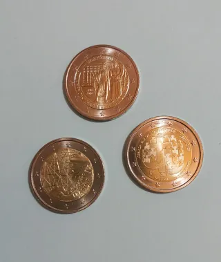 LOTE DE 3 MONEDAS CONMEMORATIVAS 2€