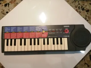 Tastiera Yamaha PSS-6