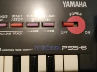 Tastiera Yamaha PSS-6