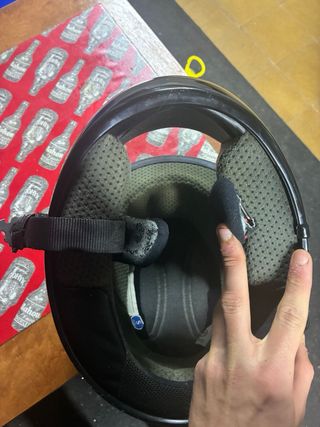 Casco moto replica Alberto puig shoei negro y rosa