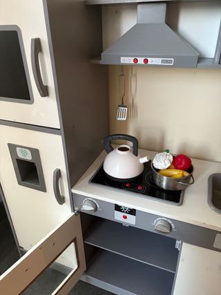 Cocinita infantil de juguete