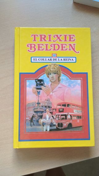 El misterio del vestido de terciopelo