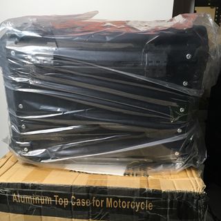 - Maletín Top Case Aluminio Moto