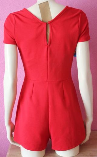 Mono corto Bershka rojo
