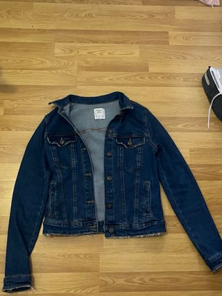 Chaqueta vaquera Bershka azul