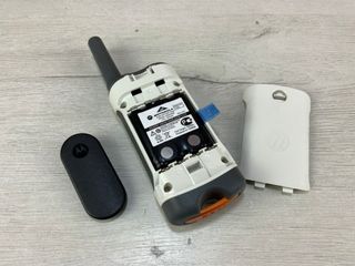 Walkie Talkies Motorola T50