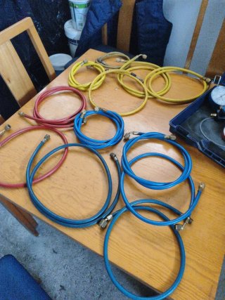 Manómetros y mangueras gas frío