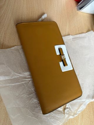 Portafoglio Carpisa color senape, nuovo mai usato