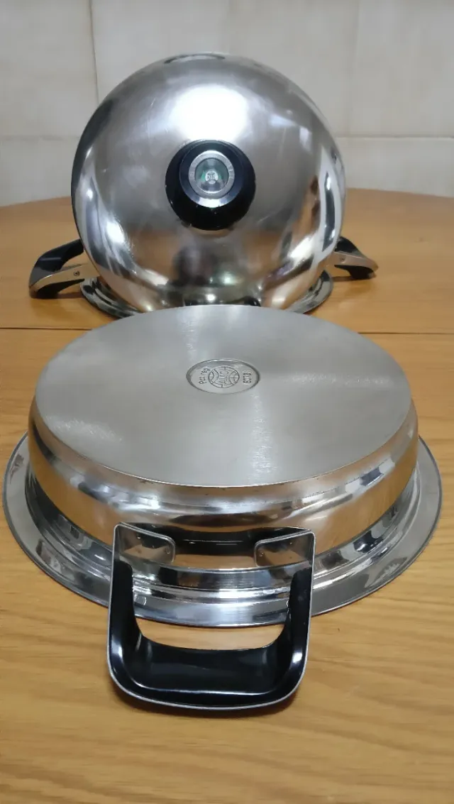 Olla AMC 24 x 6 cm cm  Visiotherm y Vaporera