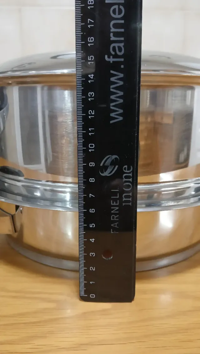 Olla AMC 24 x 6 cm cm  Visiotherm y Vaporera