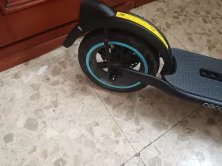 Patín Eléctrico Negro y Azul