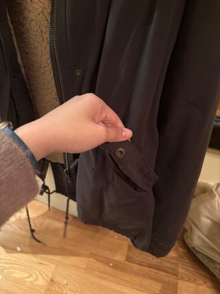 Chaqueta Zara verde tipo parka con forro polar