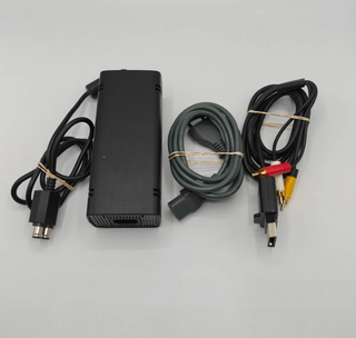 Xbox 360 S Slim 4GB Kinect + Kinect Adventures