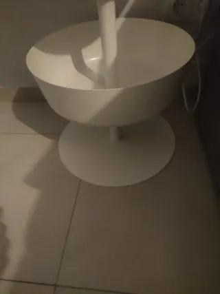 Mesa auxiliar metal blanca 2 alturas 42cm diámetro