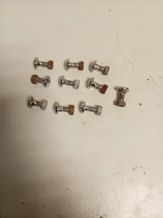 10 tornillos vintage para parachoques