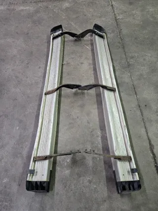 Estriberas Toyota KZJ 95