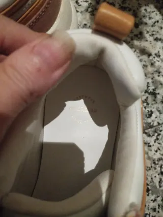 Zapatillas Pull&Bear rosas y blancas