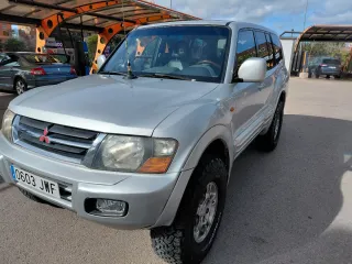 Mitsubishi Montero 2001