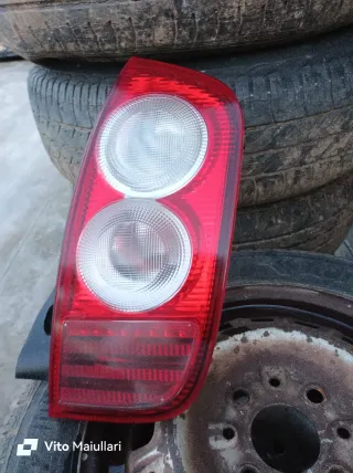 Fanale posteriore destro Nissan Micra k12 2003-