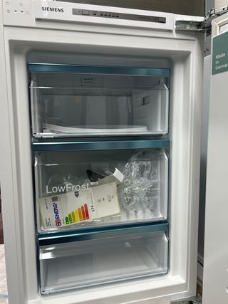 Congelador Integrable Siemens Bajo Encimera